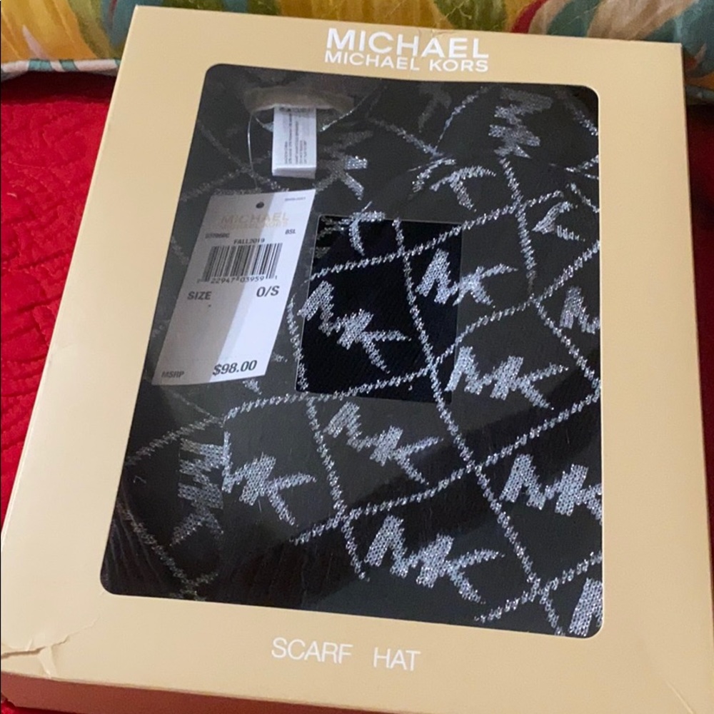Michael Kors Scarf and Hat Set New in Box